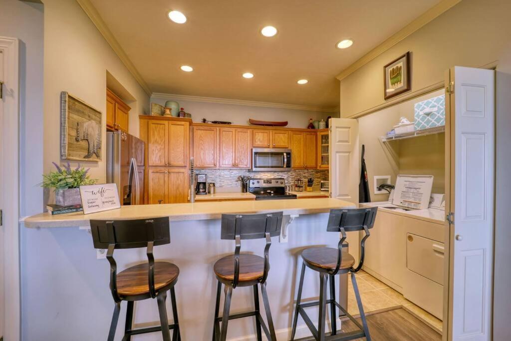 Bucket List Views Sugar Mountain Private Condo - 2Bed, 2Bath, Sleeps 6, Panoramic Views Of Mountains From Large Deck, Short Drive To Shopping, Restaurants, Cafes & Banner Elk Town Εξωτερικό φωτογραφία